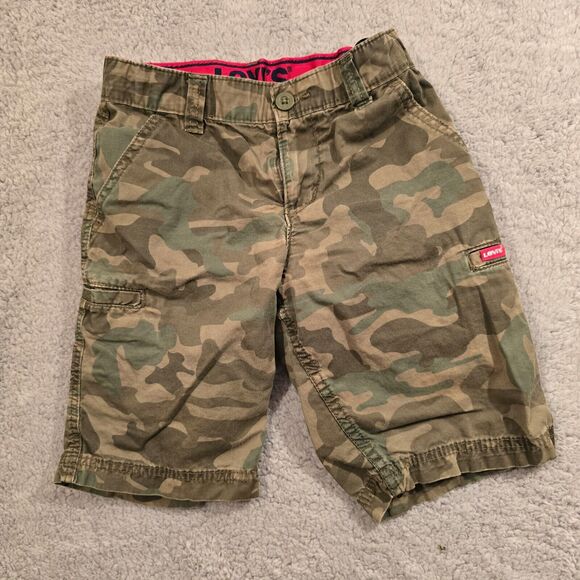 LEVI STRAUSS Green Camo Levi’s Cargo Shorts Adjustable Waist Boys Sz 7 Reg - Picture 1 of 7